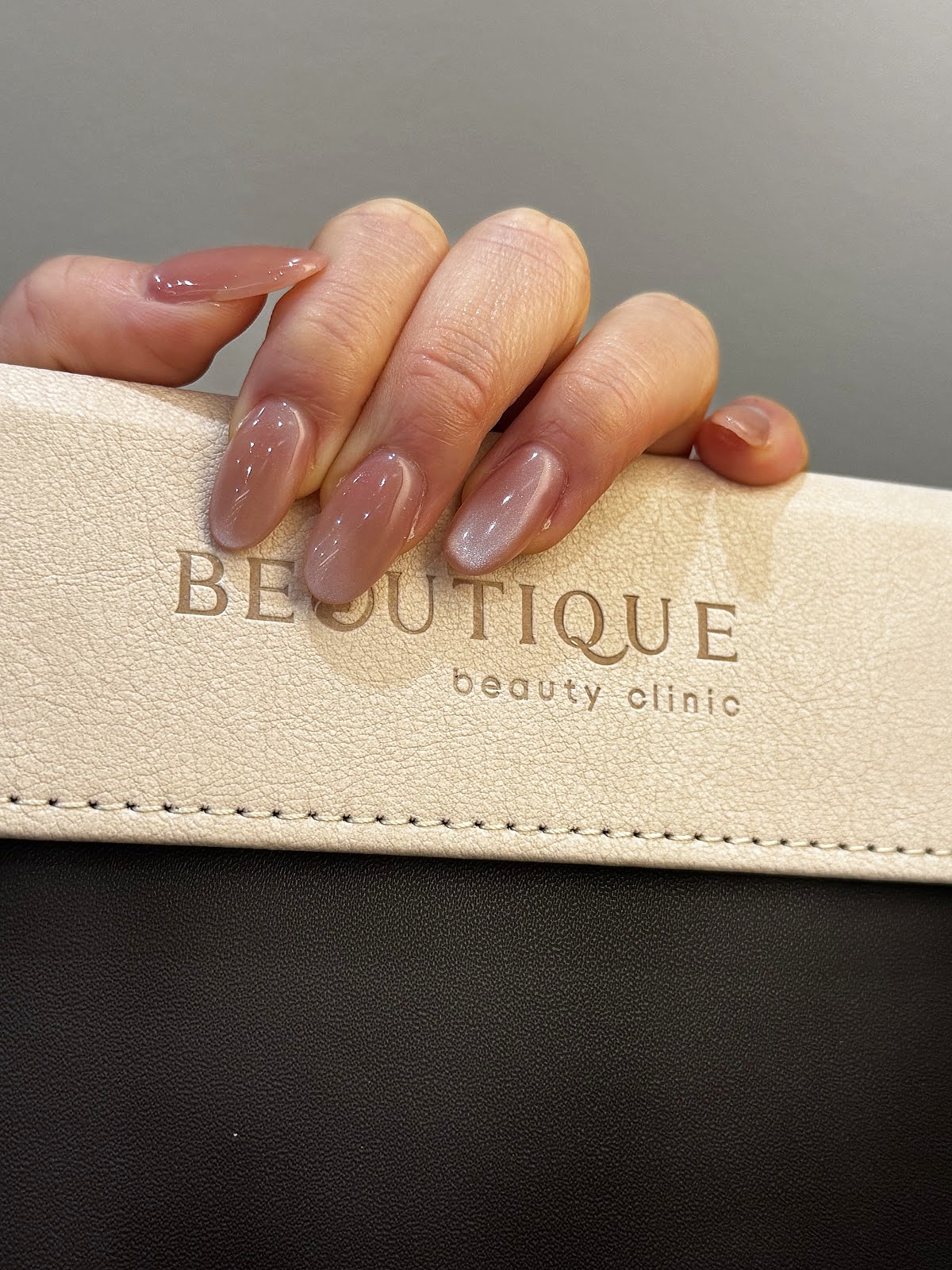 Particolare degli accessori e dell'arredo del centro Beautique Beauty SPA Modena