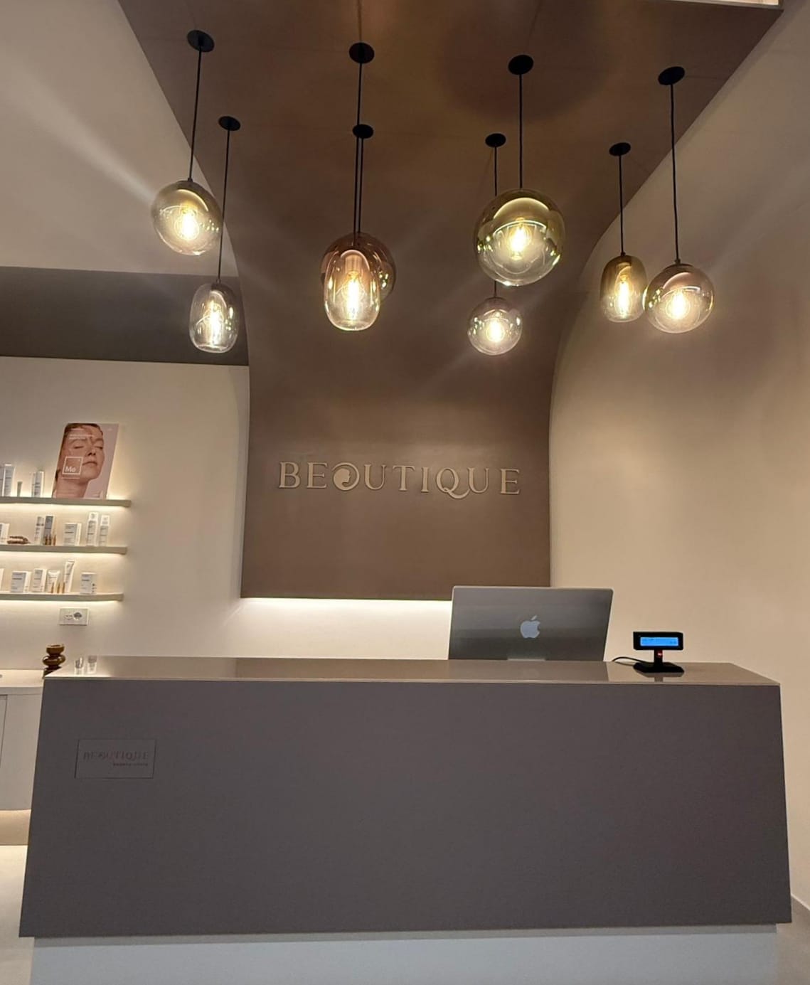 Hall e accoglienza del centro Beautique Beauty SPA Modena